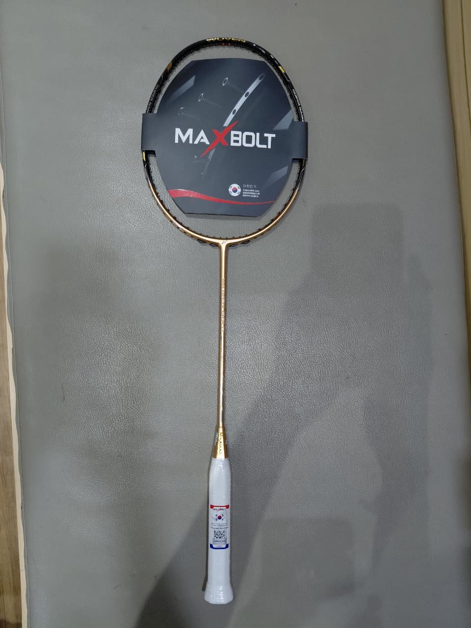 RAKET MAXBOLT WOVEN GOLD LTD - Gambar 2